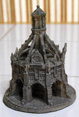 Chichester Cross by David Winter Miniature Cottages