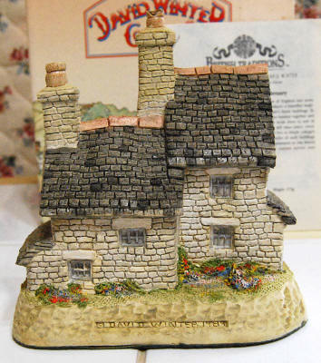 Stonecutters Cottage by David Winter